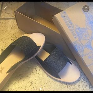 Free People Day bird Mini Wedge